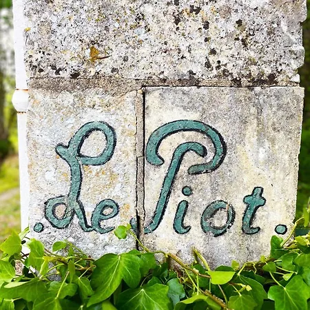 Bed and Breakfast Petit Chateau Le Piot Fleurance