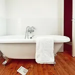 Petit Chateau Le Piot Oda ve Kahvaltı Fleurance