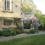 Petit Chateau Le Piot Oda ve Kahvaltı 3*