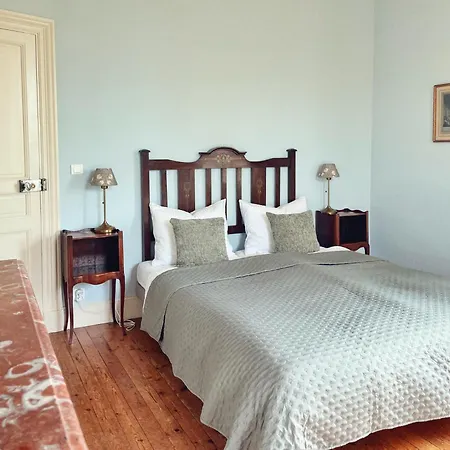 Petit Chateau Le Piot Nocleg ze śniadaniem