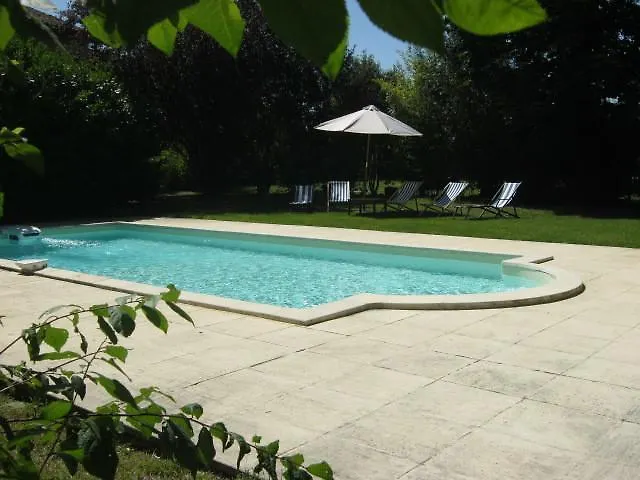 Frühstückspension Petit Chateau Le Piot